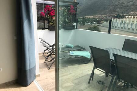 Ferienwohnung Harrys Atico Puerto De Mogan Exterior foto